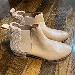 TOMS Ella Bootie - Tan NWOT